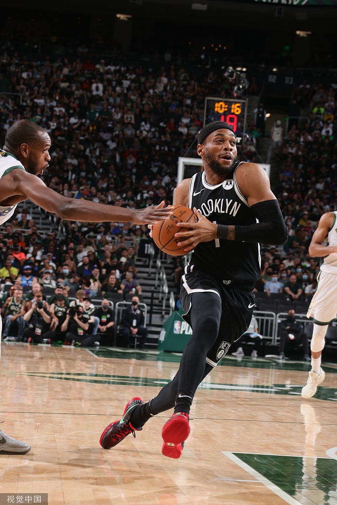 [NBA季后赛]篮网96-107雄鹿