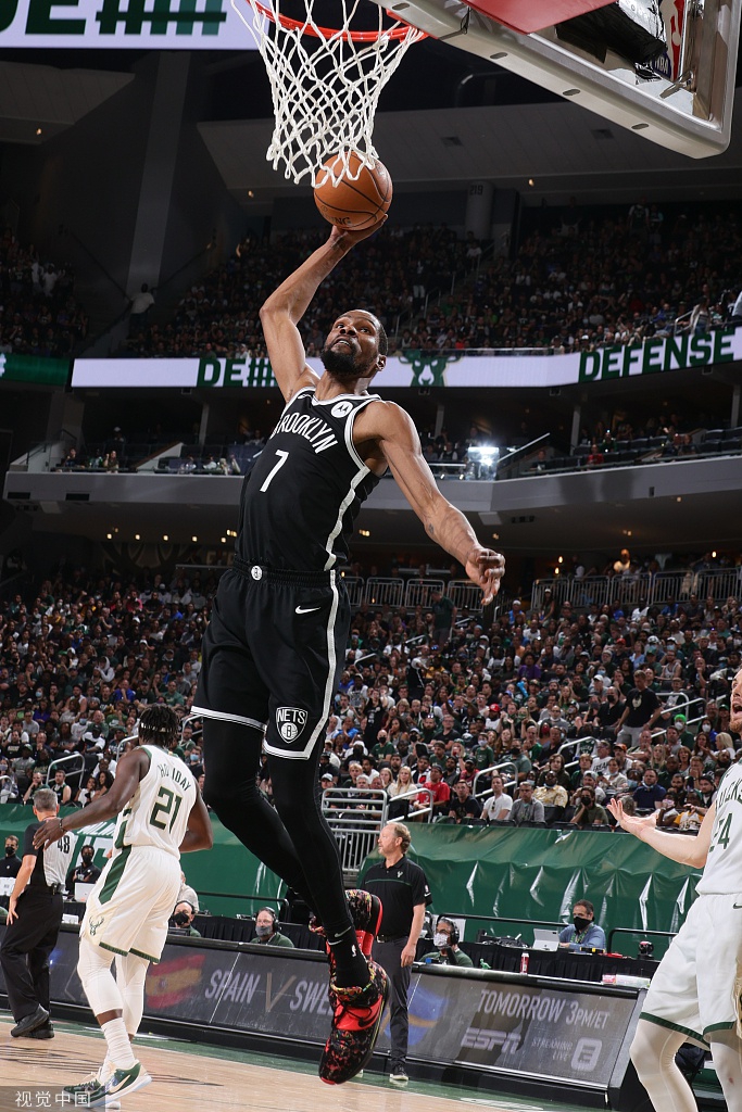 [NBA季后赛]篮网96-107雄鹿