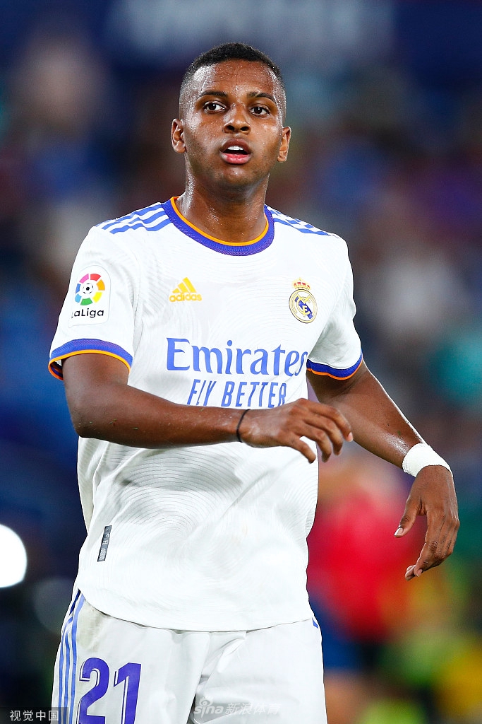 [西甲]莱万特3-3皇马 威尼修斯两球