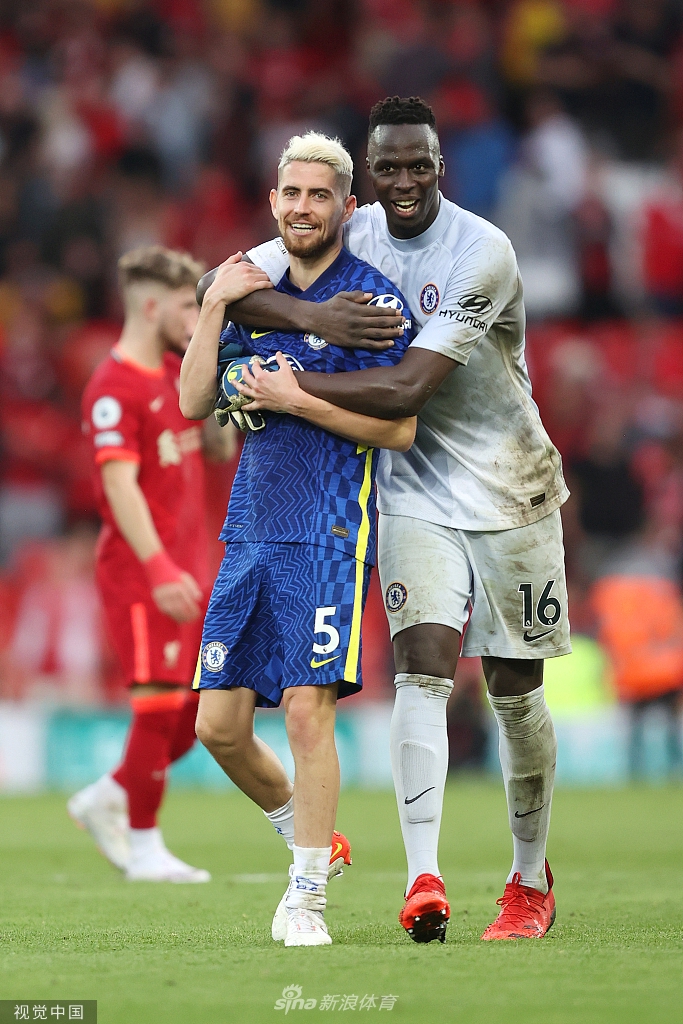 [英超]利物浦1-1切尔西 萨拉赫红牌