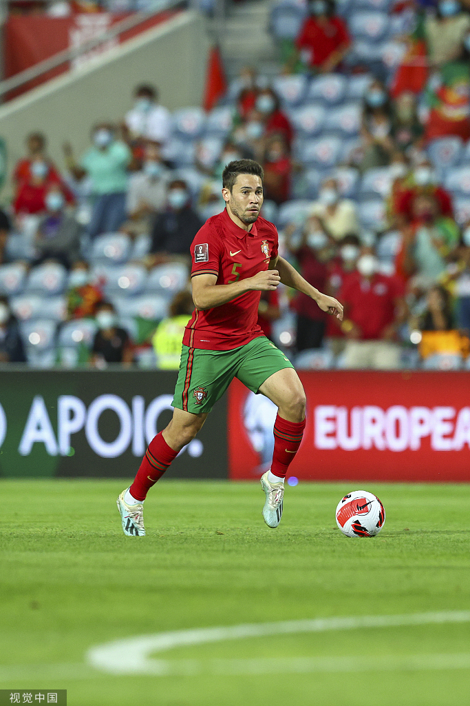 [世预赛]葡萄牙2-1爱尔兰 C罗两球致胜