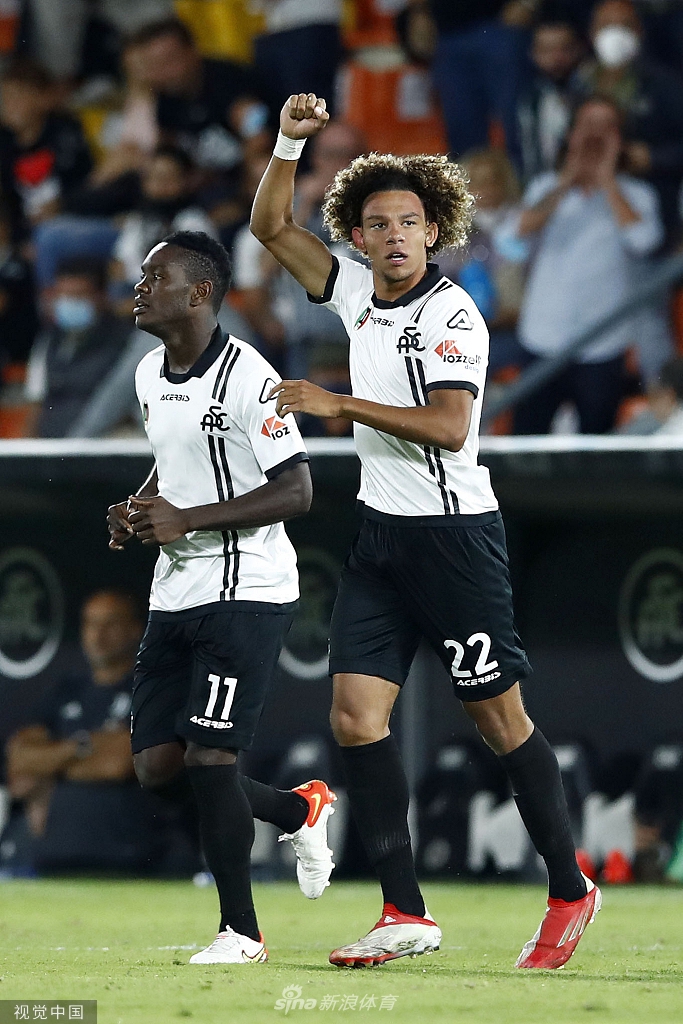 [意甲]斯佩齐亚2-3尤文 基耶萨破门