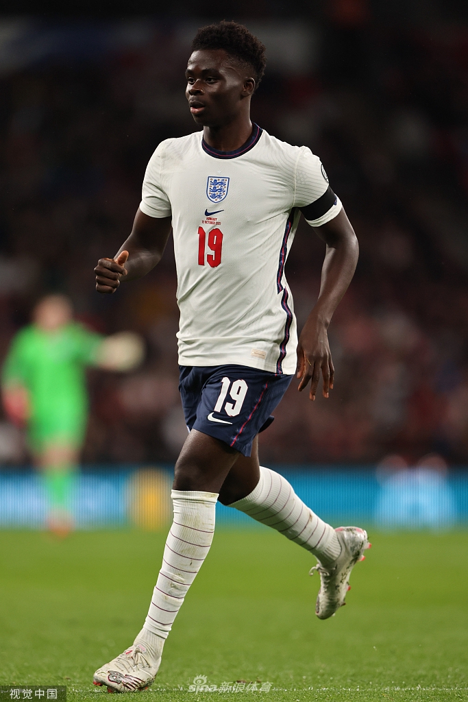 [世预赛]英格兰1-1匈牙利 斯通斯破门