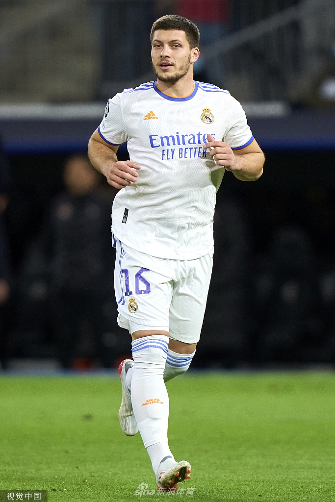 [欧冠]皇马2-1顿涅茨克矿工 本泽马两球