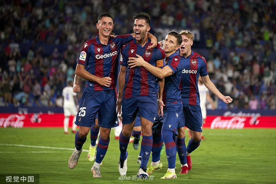 [西甲]莱万特3-3皇马 威尼修斯两球