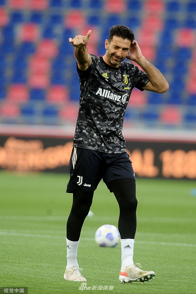 [意甲]博洛尼亚1-4尤文 莫拉塔两球