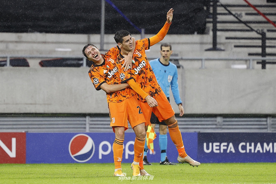 [欧冠]费伦茨城1-4尤文 莫拉塔2球C罗助攻