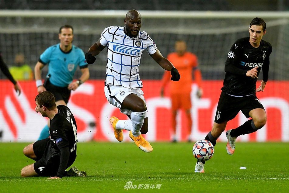[欧冠]门兴2-3国米 卢卡库梅开二度