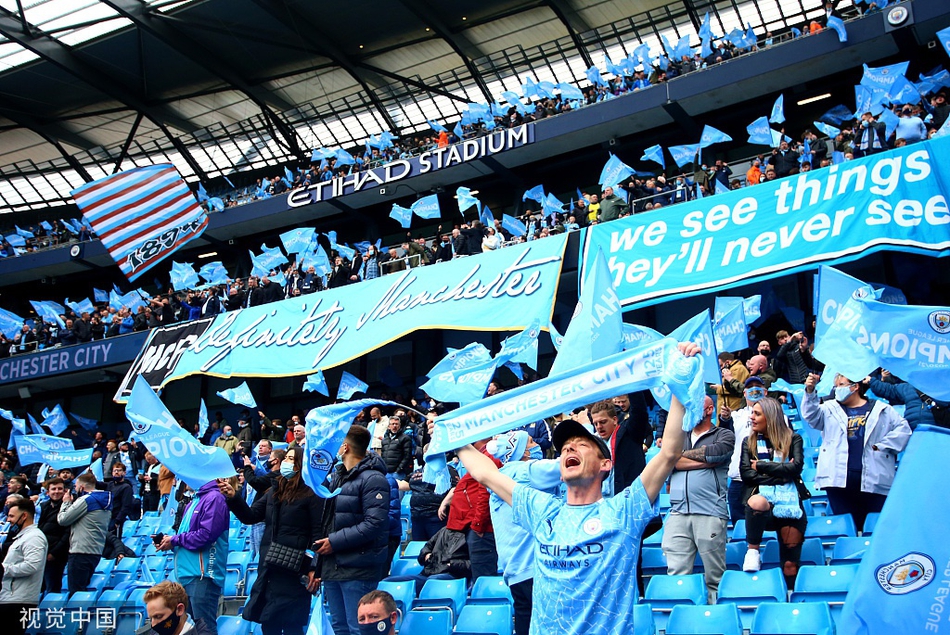 [英超]曼城5-0埃弗顿 阿圭罗两球