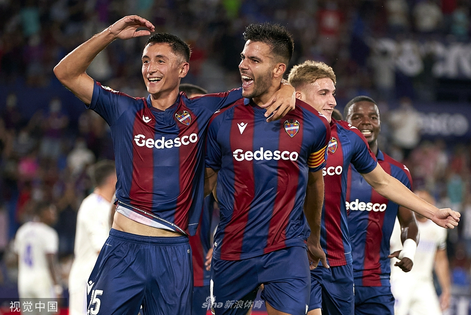 [西甲]莱万特3-3皇马 威尼修斯两球