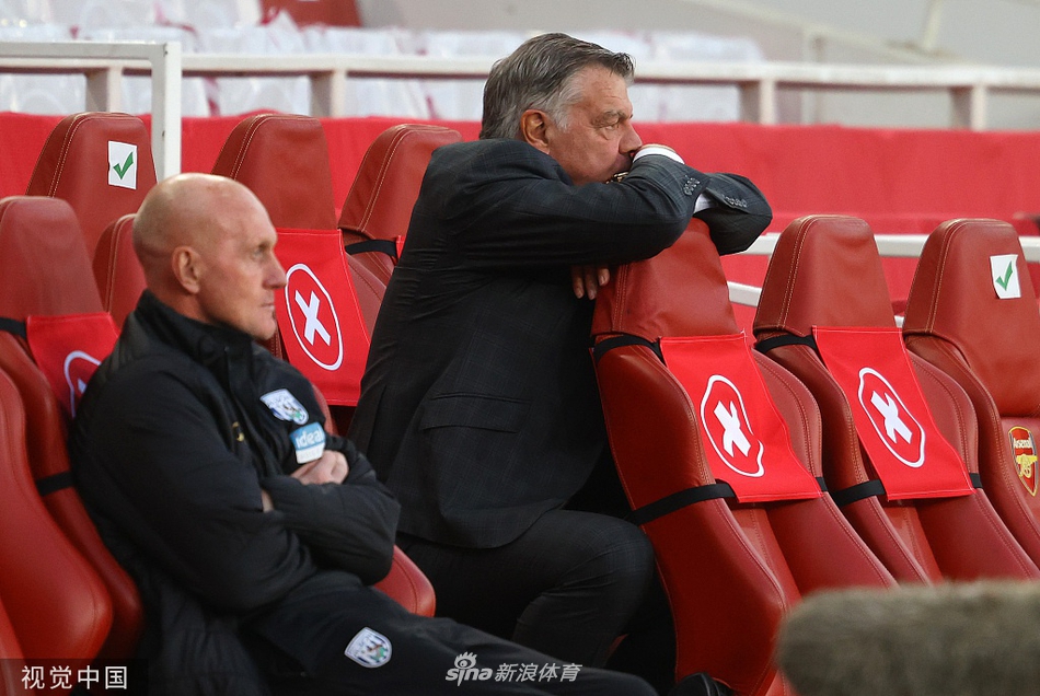 [英超]阿森纳3-1西布朗 西布朗降级