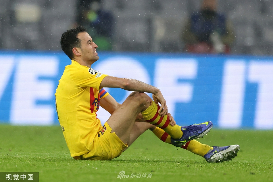 [欧冠]拜仁3-0完胜巴萨 巴萨将战欧联杯