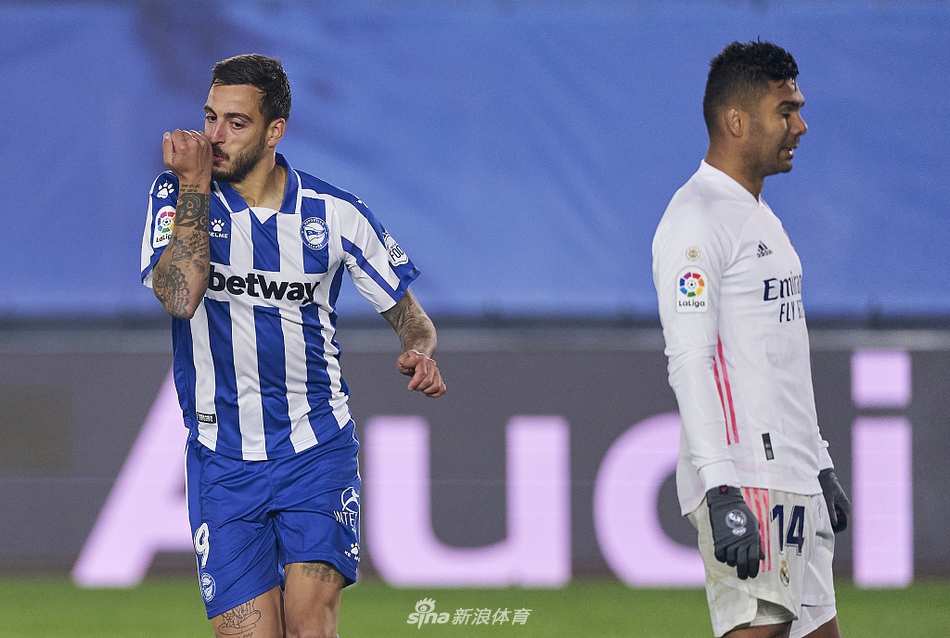 [西甲]皇马1-2阿拉维斯 阿扎尔伤退