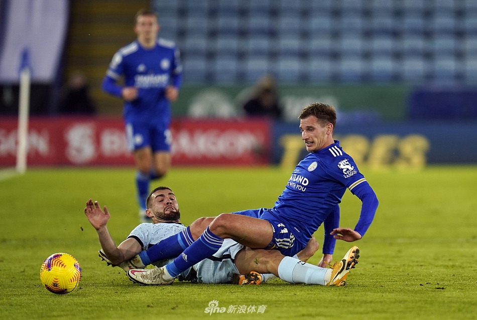 [英超]莱斯特2-0切尔西 3连胜暂登榜首