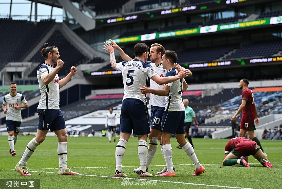 [英超]热刺2-0狼队 凯恩破门