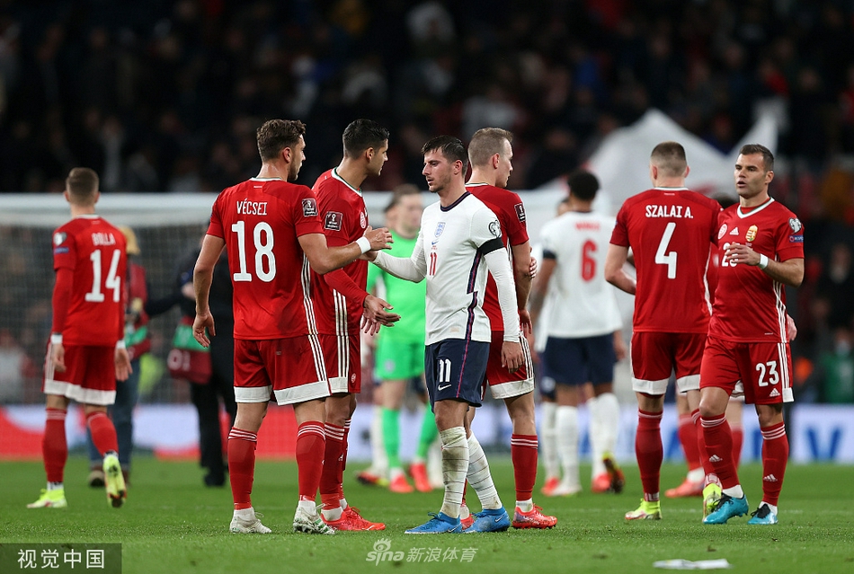 [世预赛]英格兰1-1匈牙利 斯通斯破门