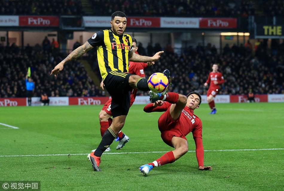 阿诺德防守迪尼