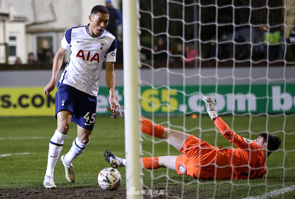 [足总杯]海运联0-5热刺 威尼修斯戴帽