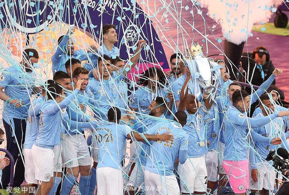 [英超]曼城5-0埃弗顿 阿圭罗两球