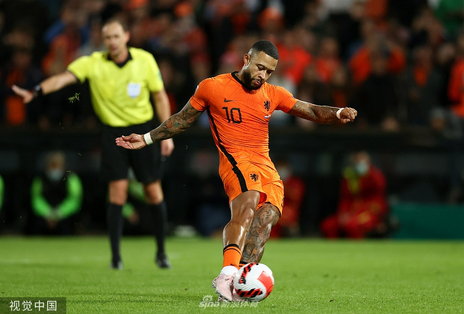 [世预赛]荷兰6-0直布罗陀 德佩两传两射
