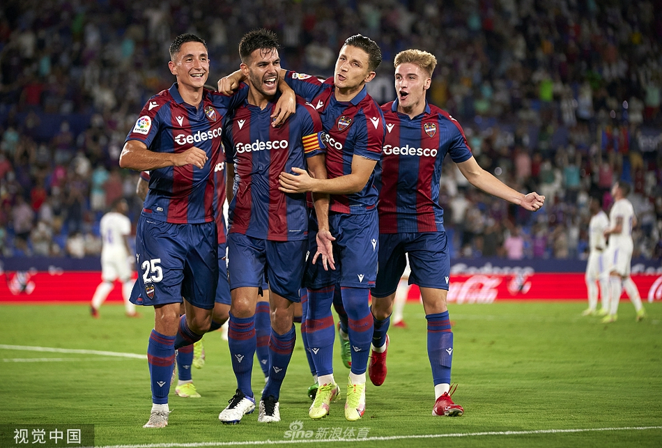 [西甲]莱万特3-3皇马 威尼修斯两球