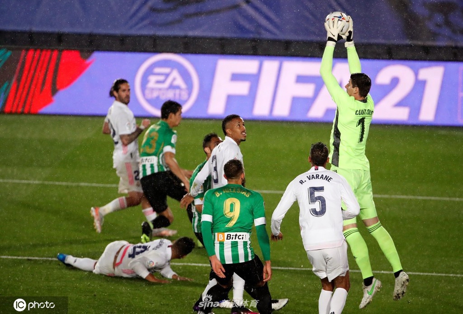 [西甲]皇马0-0战平贝蒂斯