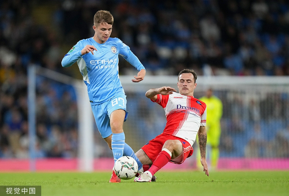 [联赛杯]韦康比1-6曼城 马赫雷斯两球