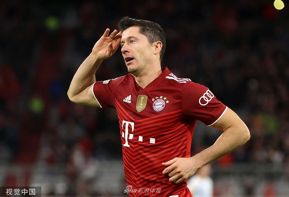 [欧冠]拜仁5-0基辅迪纳摩 莱万两球