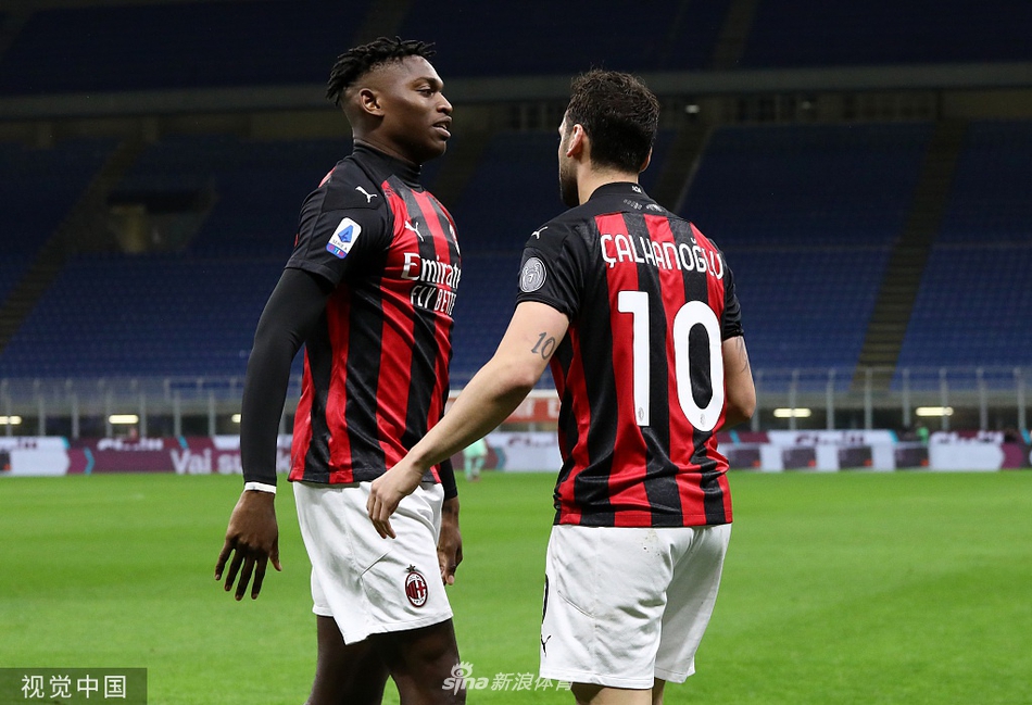 [意甲]AC米兰2-0贝内文托
