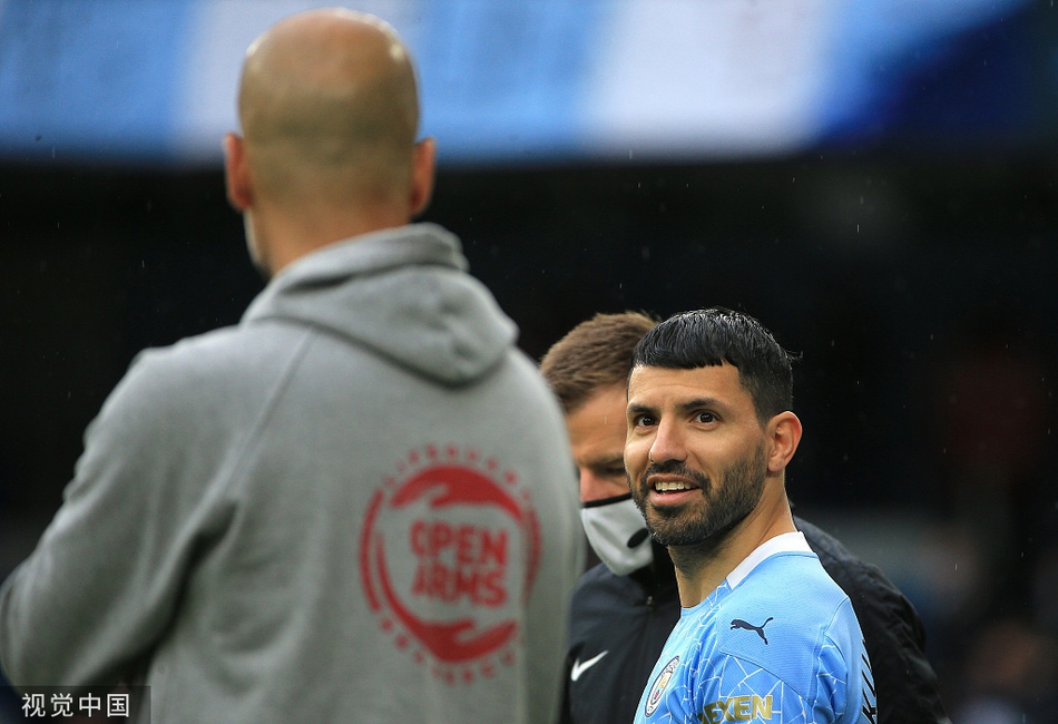 [英超]曼城5-0埃弗顿 阿圭罗两球