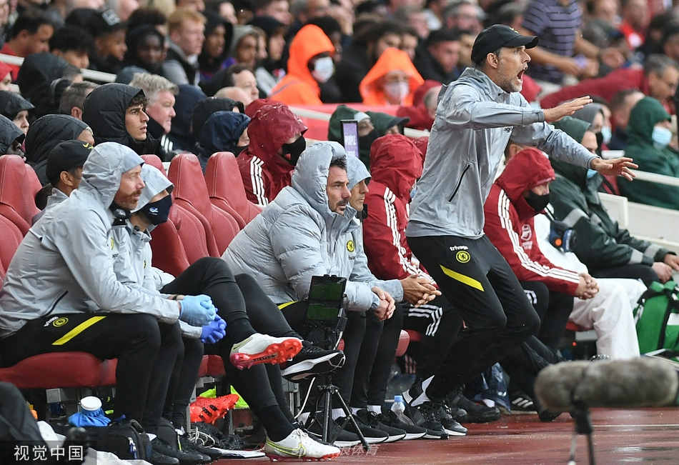 [英超]阿森纳0-2切尔西 卢卡库破门