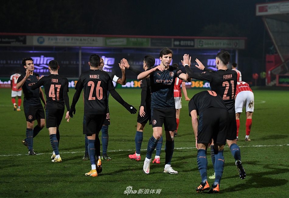 [足总杯]切尔滕汉姆1-3曼城