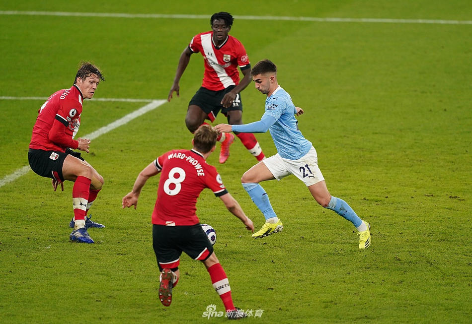 [英超]曼城5-2南安普顿 德布劳内马赫雷斯两球