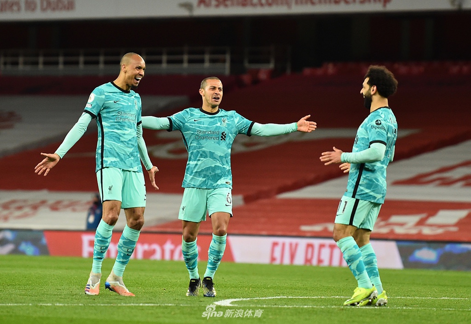 [英超]阿森纳0-3利物浦 若塔两球