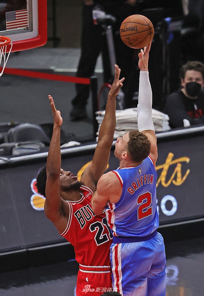 [NBA常规赛]篮网107-115公牛