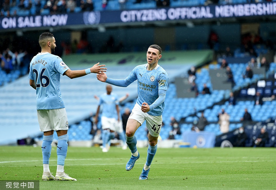 [英超]曼城5-0埃弗顿 阿圭罗两球