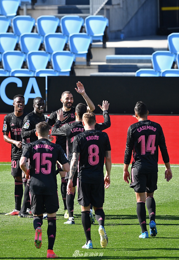 [西甲]塞尔塔1-3皇马 本泽马两射一传