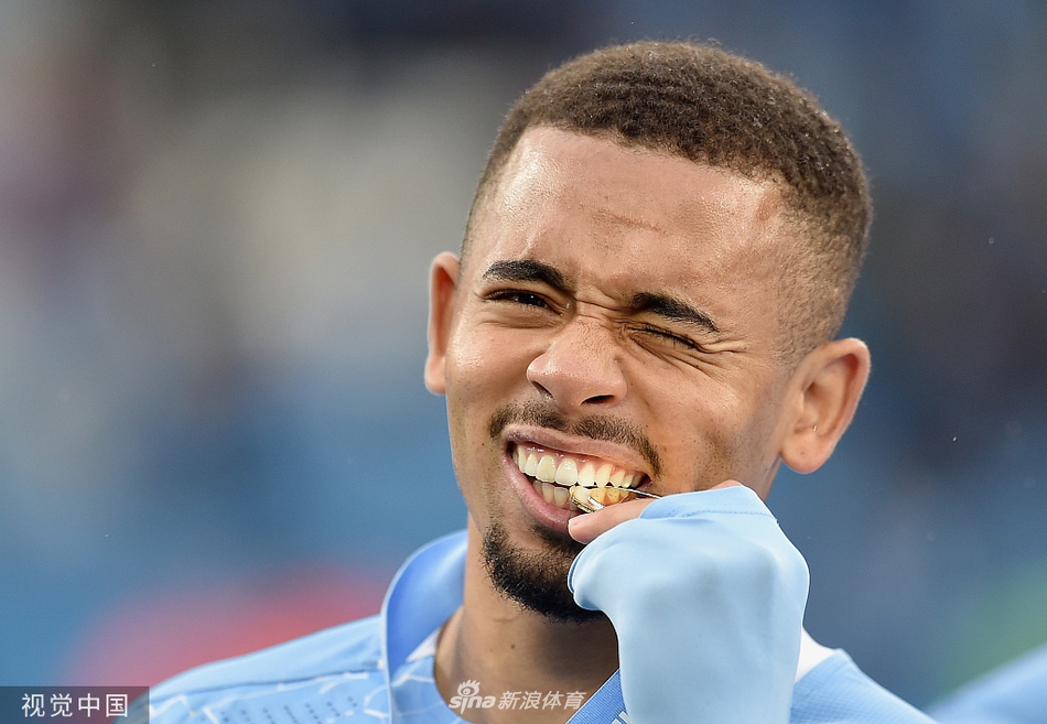 [英超]曼城5-0埃弗顿 阿圭罗两球