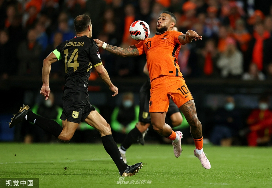 [世预赛]荷兰6-0直布罗陀 德佩两传两射