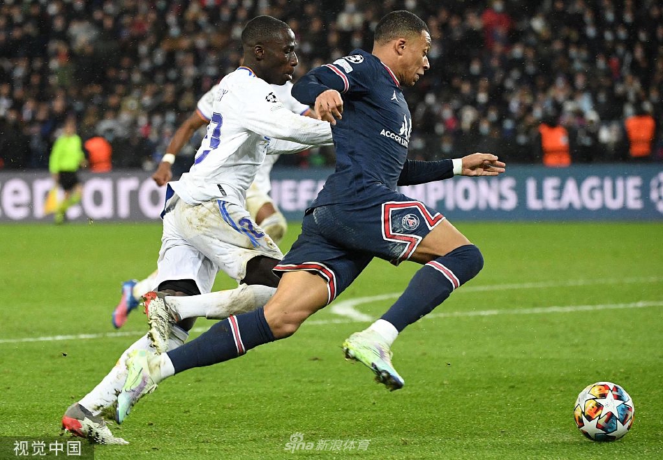 [欧冠]巴黎1-0皇马 姆巴佩绝杀