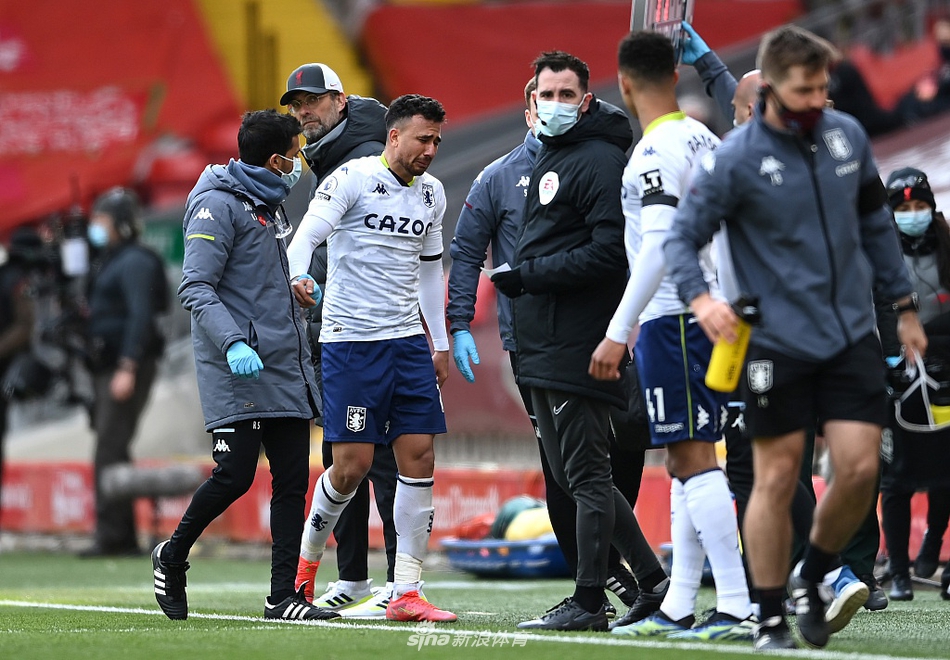 [英超]利物浦2-1维拉 阿诺德绝杀