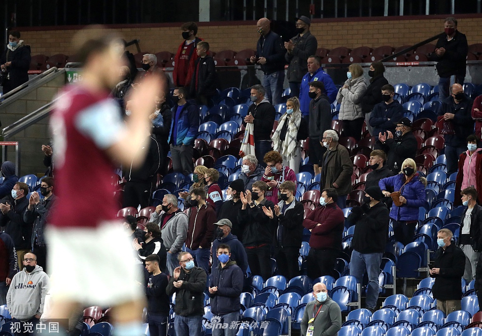 [英超]伯恩利0-3利物浦 萨拉赫破门