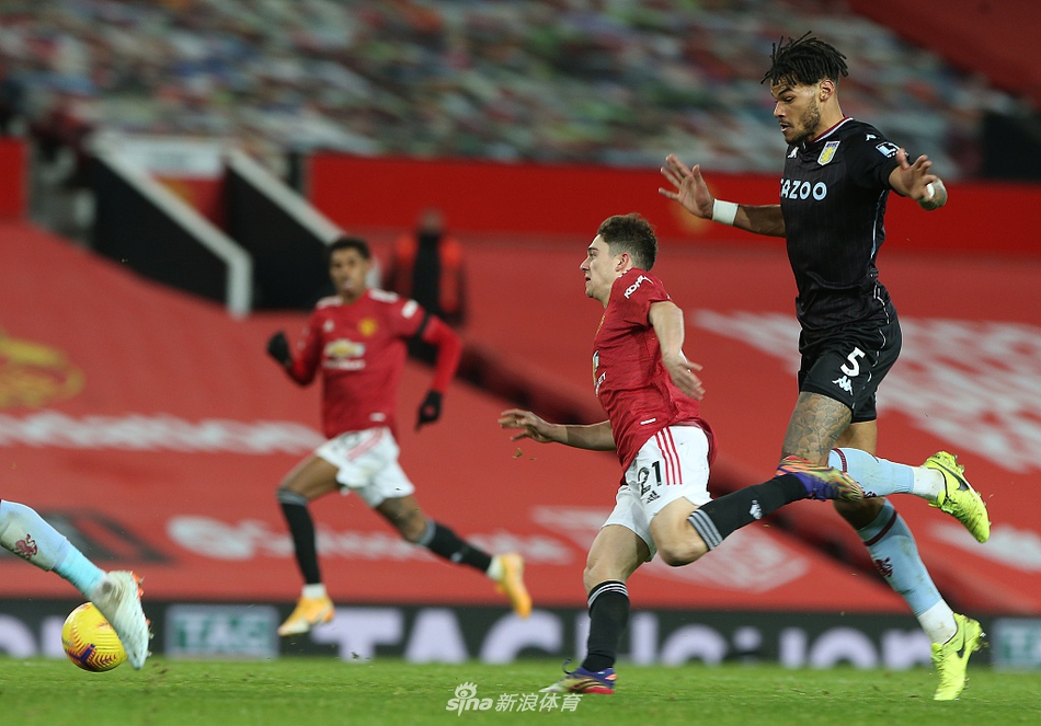 [英超]曼联2-1维拉