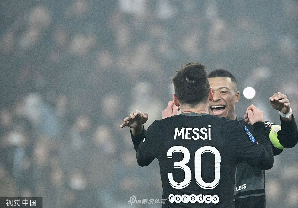 [法甲]巴黎圣日耳曼3-1南特 梅西破门