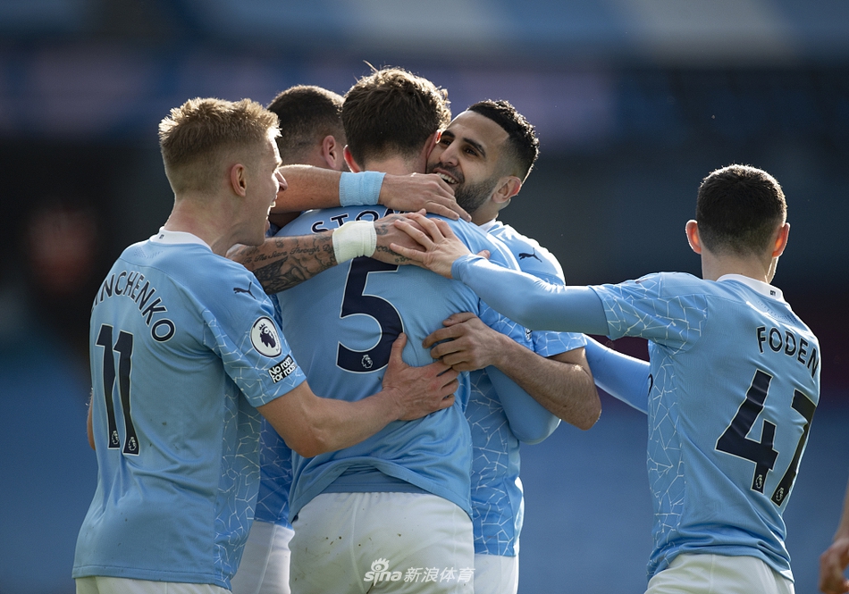 [英超]曼城2-1西汉姆 豪取20连胜