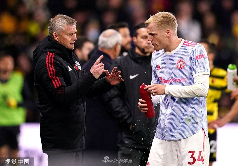 [英超]沃特福德4-1曼联 马奎尔红牌