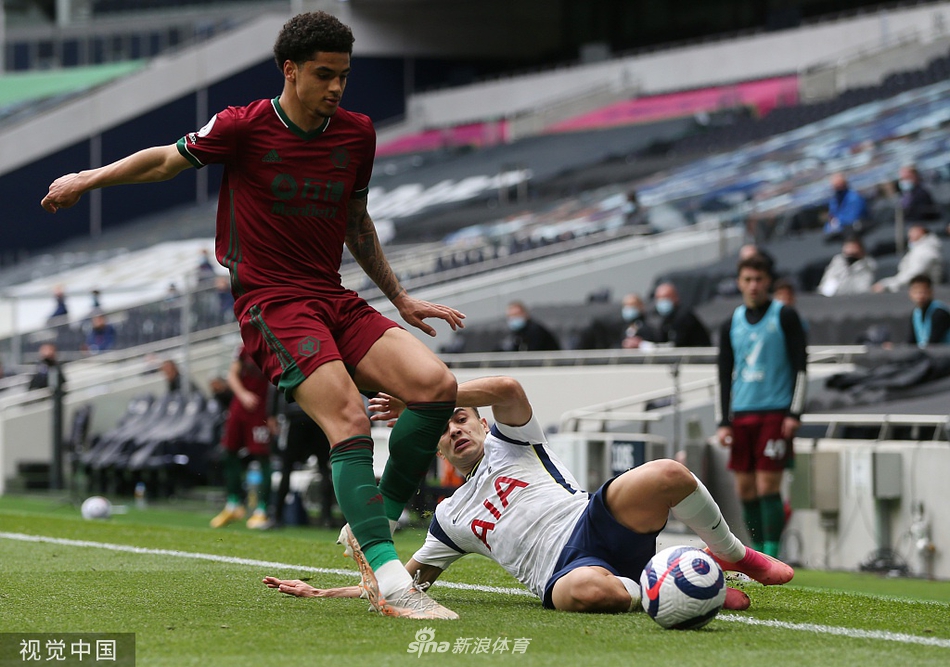 [英超]热刺2-0狼队 凯恩破门