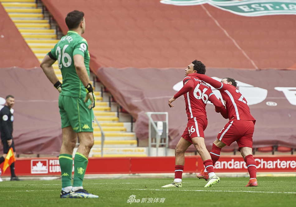 [英超]利物浦2-1维拉 阿诺德绝杀