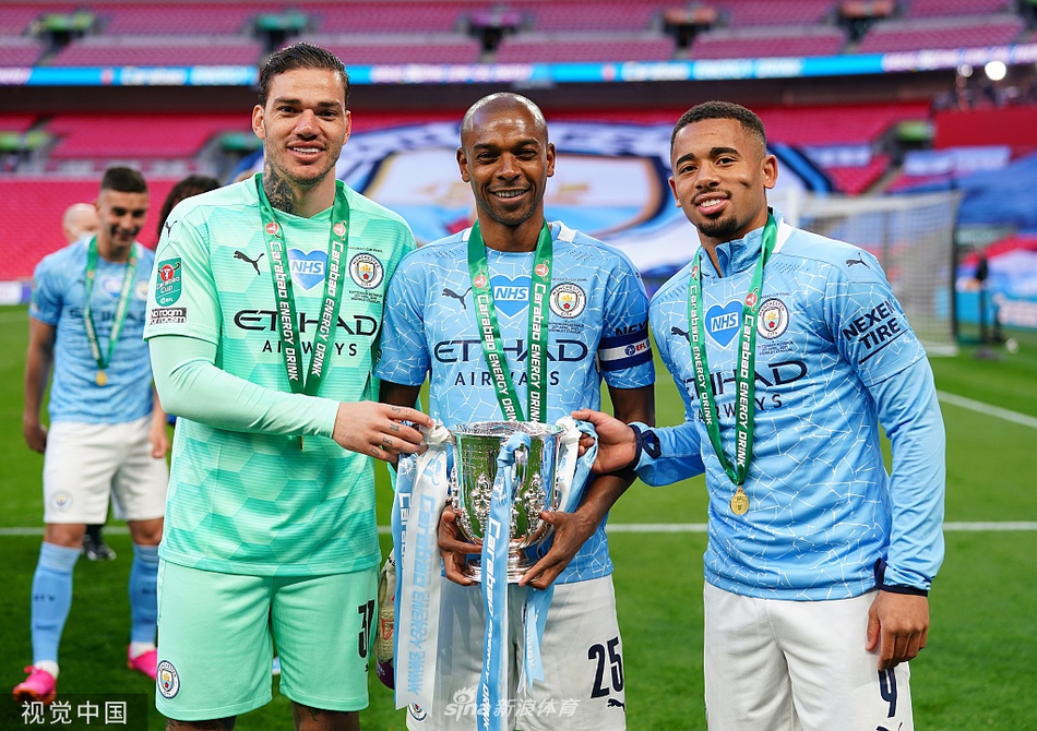 [联赛杯]曼城1-0热刺 豪夺4连冠