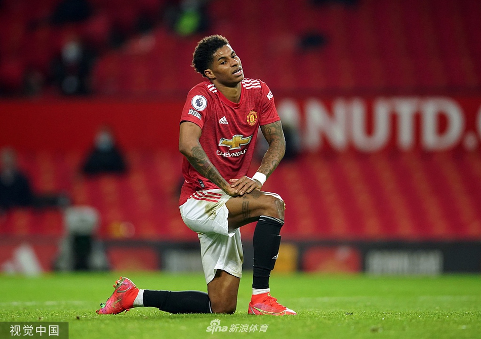 [英超]曼联2-4利物浦 菲尔米诺两球